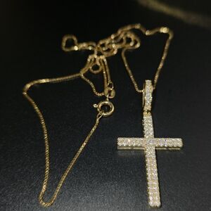 ✨ Moissanite Cross Pendant Necklace – S925 Gold Filled ✨